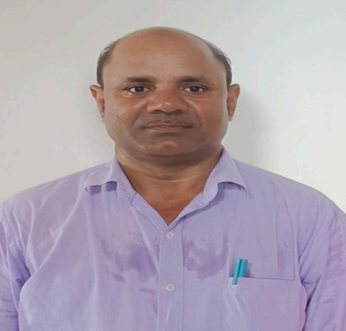 father of Shashank Kumar Maurya